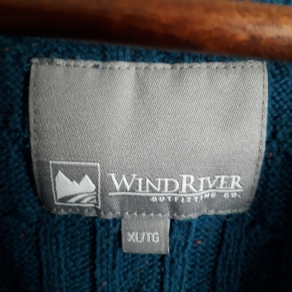 Wind River Cable Knit Sweater - Picture 3 of 5